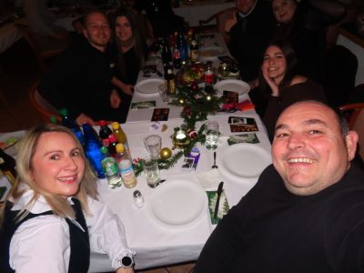 Mitarbeiterweihnachtsfeier 2025 – Ein Abend voller Freude und Zusammenhalt – Bild 4