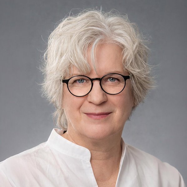 Porträtfoto von Dagmar Röhrlich