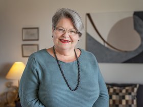 Ingrid Moritz Foto der glücklichen Bewohnerin Ingrid Moritz