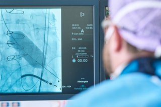 Neuer Oberarzt in der Abteilung Kardiologie und Intensivmedizin Neuer Oberarzt in der Abteilung Kardiologie und Intensivmedizin