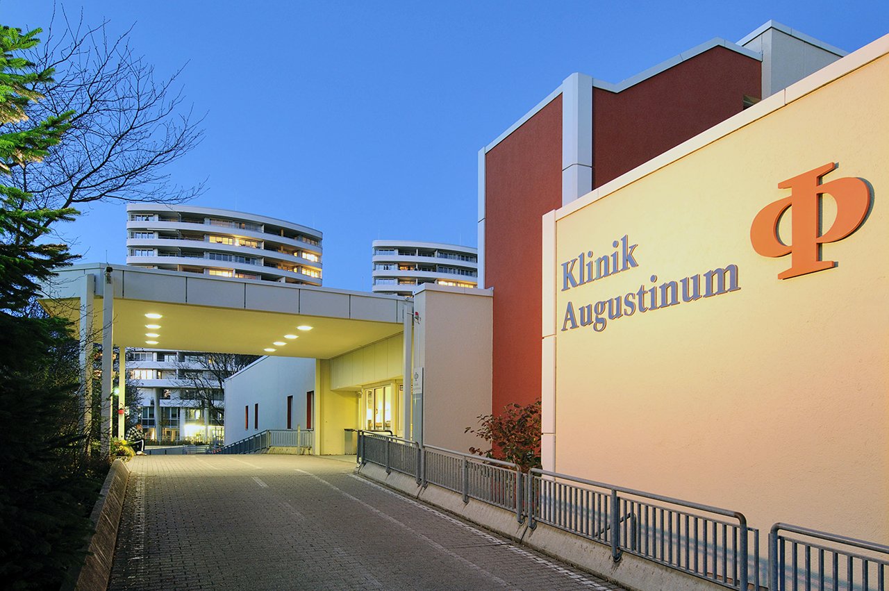 Die Augustinum Klinik ist eine Fachklinik für Innere Medizin Die Augustinum Klinik ist eine Fachklinik für Innere Medizin
