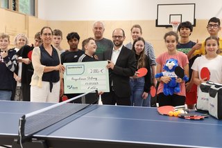 Tennisplatten für die Otto-Steiner-Schule Tennisplatten für die Otto-Steiner-Schule