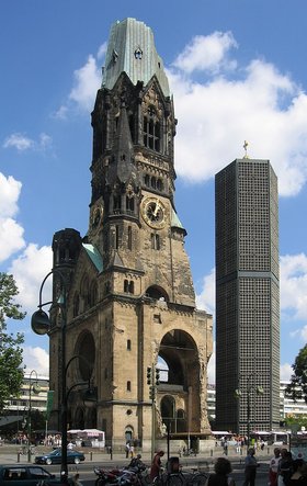 Die Kaiser-Wilhelm-Gedächtniskirche in Berlin Die Kaiser-Wilhelm-Gedächtniskirche in Berlin