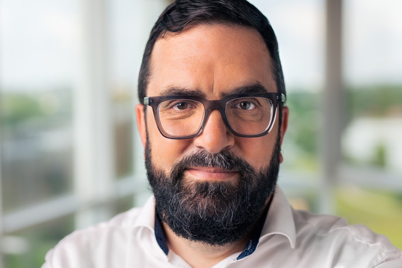 Wir als Arbeitgeber Porträtbild von Dr. Oliver Bürg
